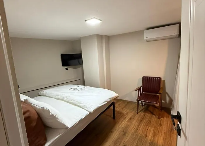 Szálloda Pera Line *