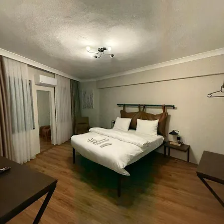 Pera Line Yalova (Yalova)