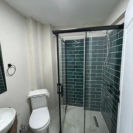 Pera Line Yalova (Yalova)