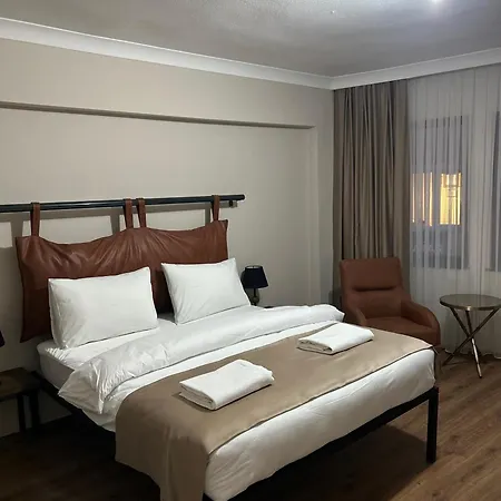 Pera Line Hotel