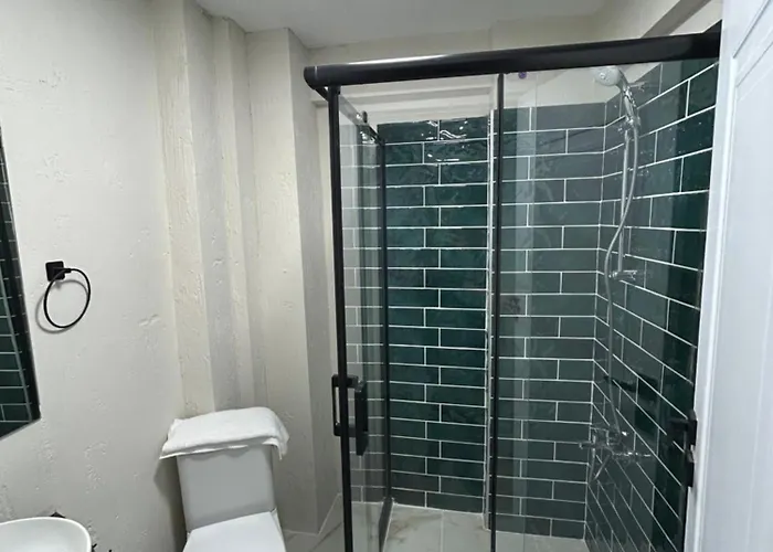 Pera Line Yalova (Yalova)